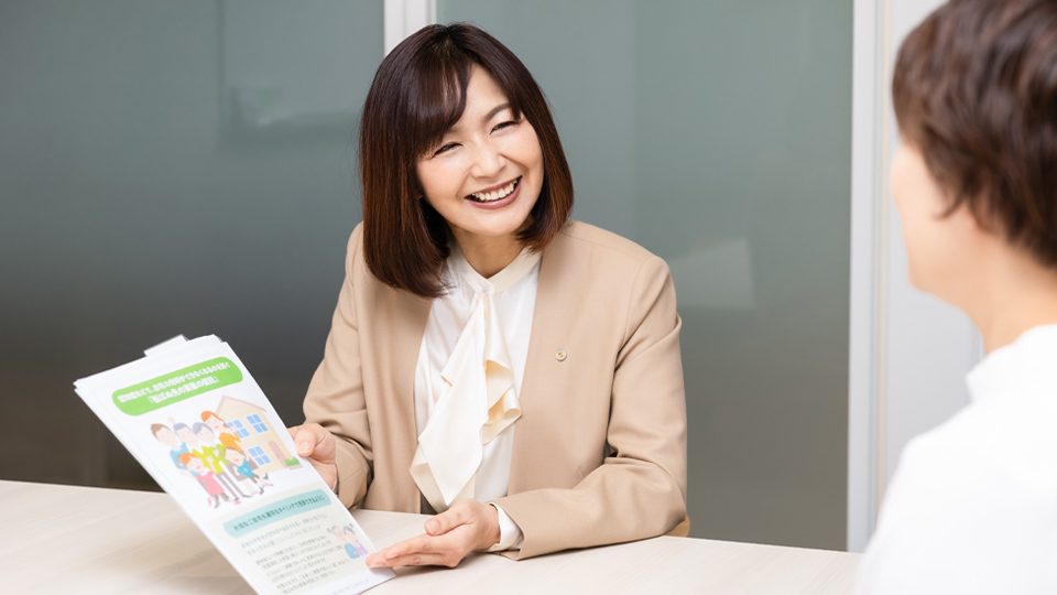 経験・知識豊富な女性司法書士が
気持ちに寄り添い丁寧にサポート